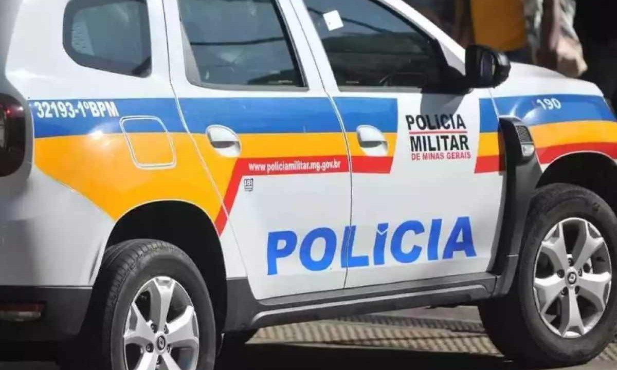 Jovens são mortos a tiros dentro de casa após imóvel ser invadido em MG