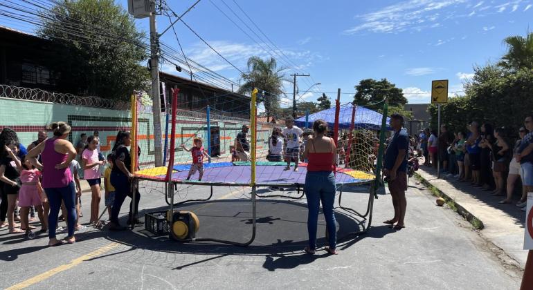 “A Rua é Nossa” chega ao Aglomerado da Serra e completa 17 unidades de lazer em BH