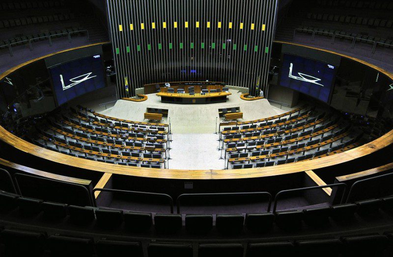 Governo avalia recorrer ao STF contra derrubada do aumento do IOF