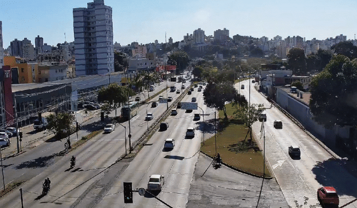 Prefeitura reduz limite de velocidade na Via Expressa para aumentar segurança no trânsito