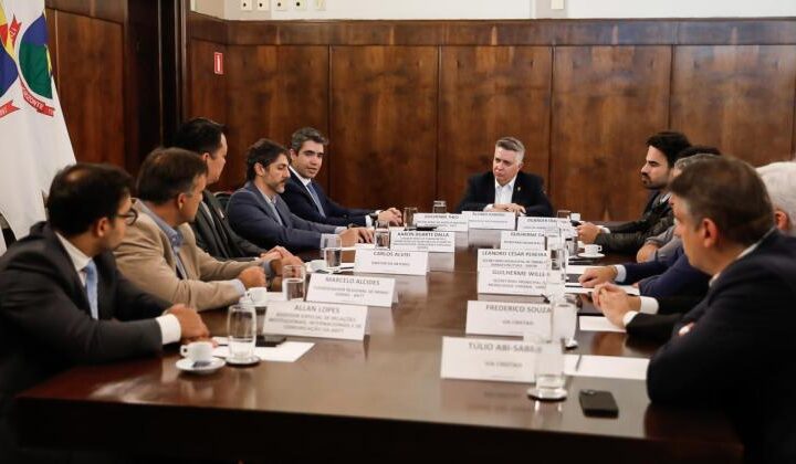 Prefeito Álvaro Damião discute obras de melhoria no Novo Anel com ANTT e Via Cristais