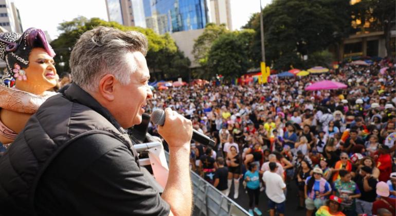 Prefeitura de BH participa da 26ª Parada do Orgulho LGBTQIA+ e reforça compromisso com a inclusão