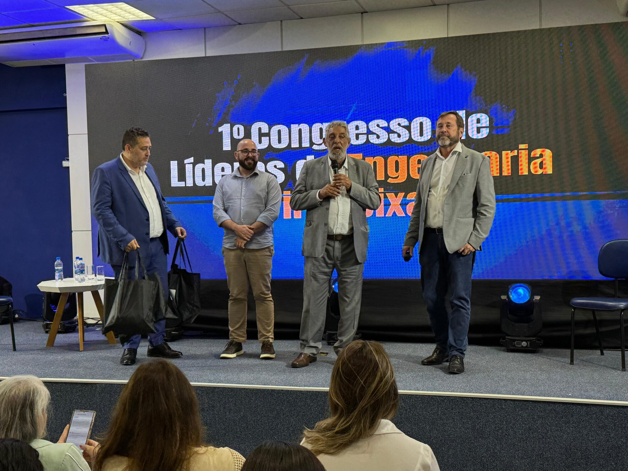 História Escrita em Vitória: Líderes da Engenharia Civil de todo pais se Reúnem em Congresso Inédito no Espírito Santo