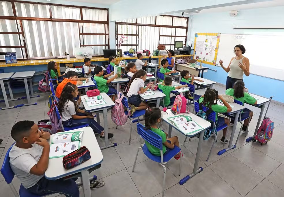 Prefeitura de BH abre prazo para matrícula de alunos que querem vaga na mesma escola em 2026
