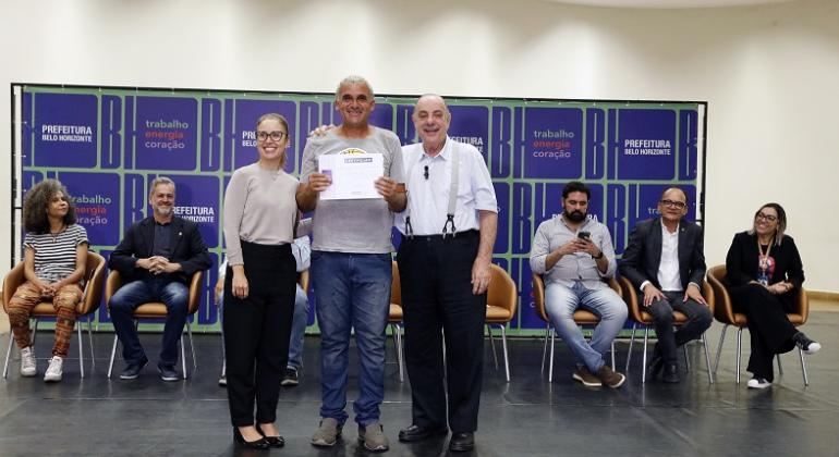 PBH garante qualificação profissional a mais 53 pessoas em situação de rua