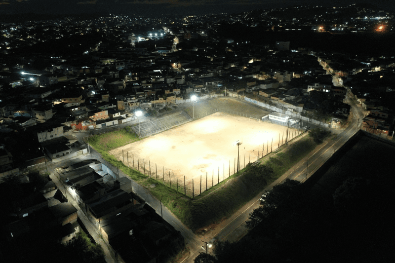 Iluminação de Campos de Futebol: Nova Etapa Concluída nesta Quarta (19)