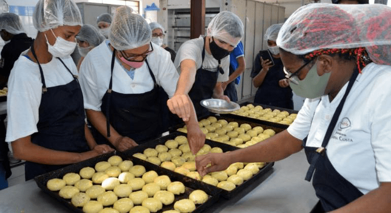 Prefeitura Abre Novas Vagas para Curso de Gastronomia