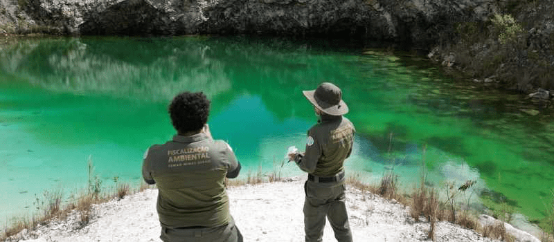 Fiscalização ambiental inspeciona áreas de mineração abandonadas no Jequitinhonha