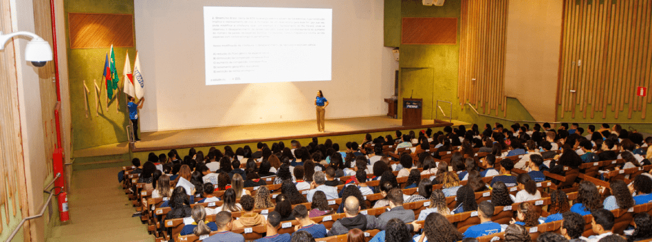 Simulado do Enem Revela que 60% dos Alunos da Rede Estadual Podem Ingressar em Universidades Públicas