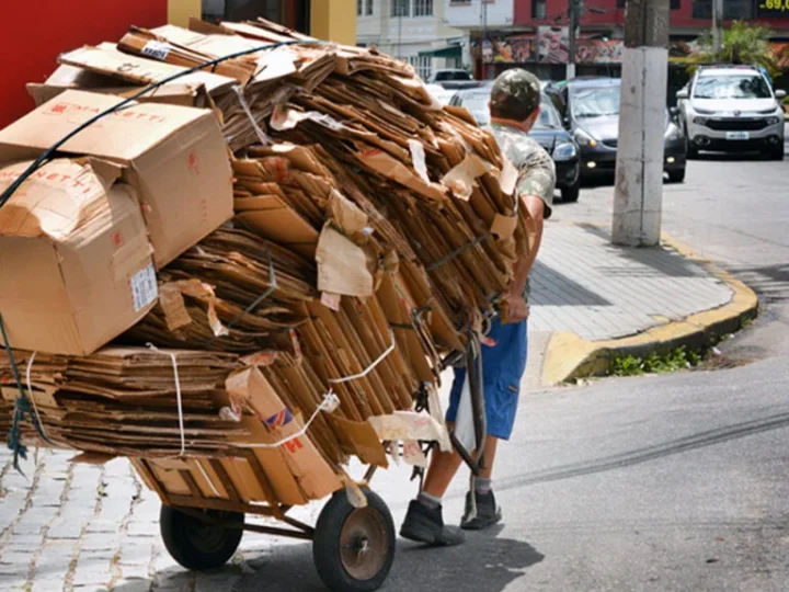 Projeto do Governo de Minas busca inclusão previdenciária para catadores de recicláveis no estado