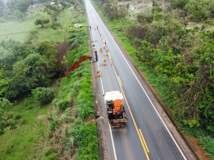 O Departamento de Estradas de Rodagem estima que o tráfego na MG-190, no Alto Paranaíba, será liberado em aproximadamente 60 dias