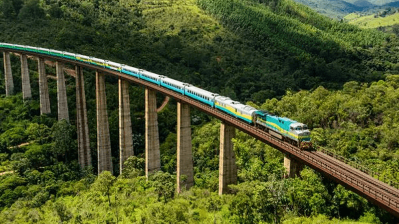 Nova Frota de Trem de Passageiros da Estrada de Ferro Vitória a Minas Ganha Reforço